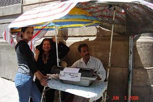 06 2006 ORAN ECRIVAIN PUBLIC AU COIN D UNE RUE
